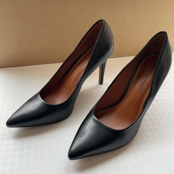 Chistian Siriano Black Leather 4” pumps, size 11 - Picture 10 of 10